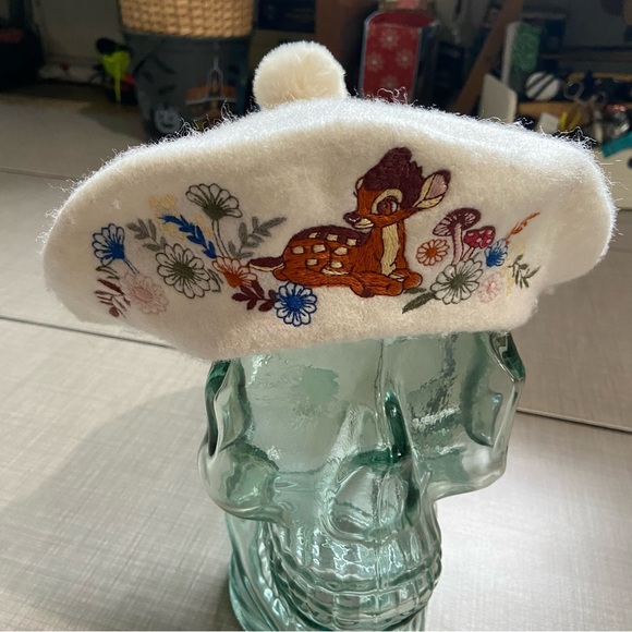 Disney parks Bambi embroidered beret - Picture 1 of 3